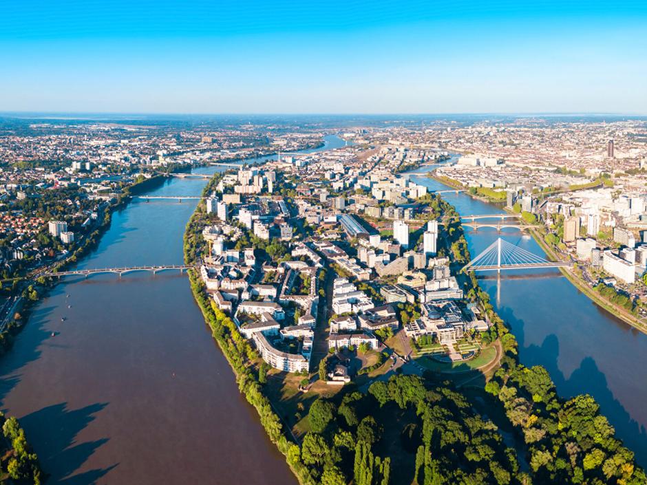 Ac3- buy new build program 
nantes
 1778025409
