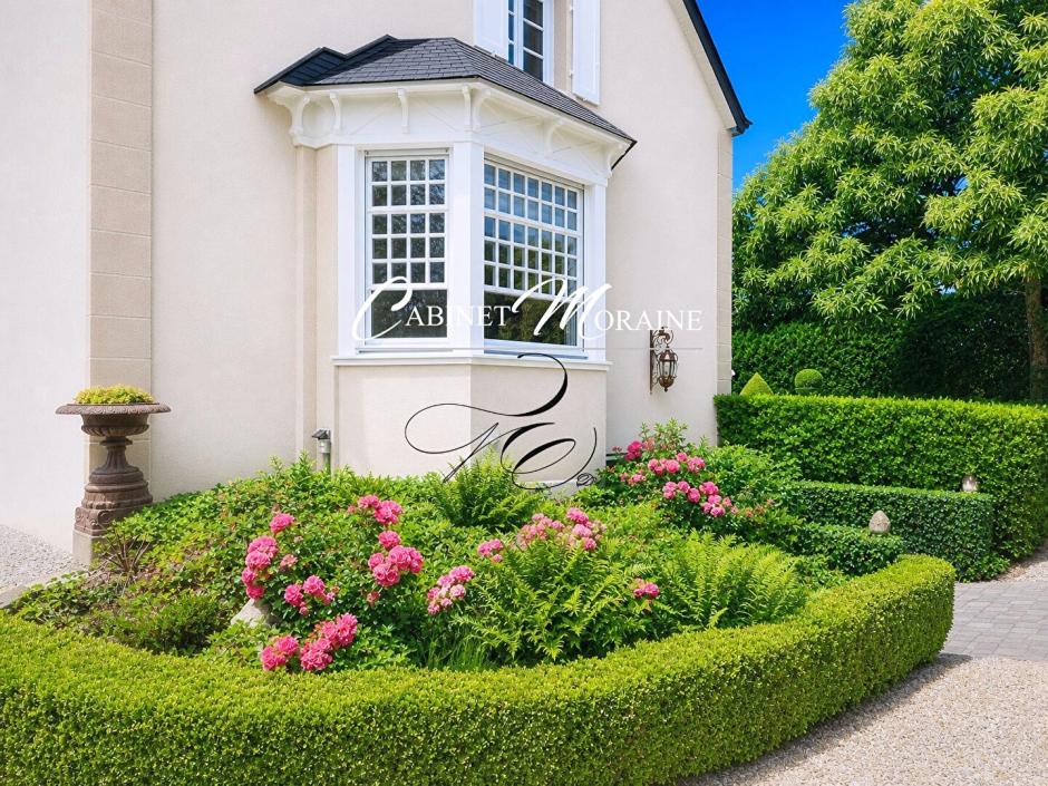 Ac3- buy prestigious house 
saint gregoire
 1783124357