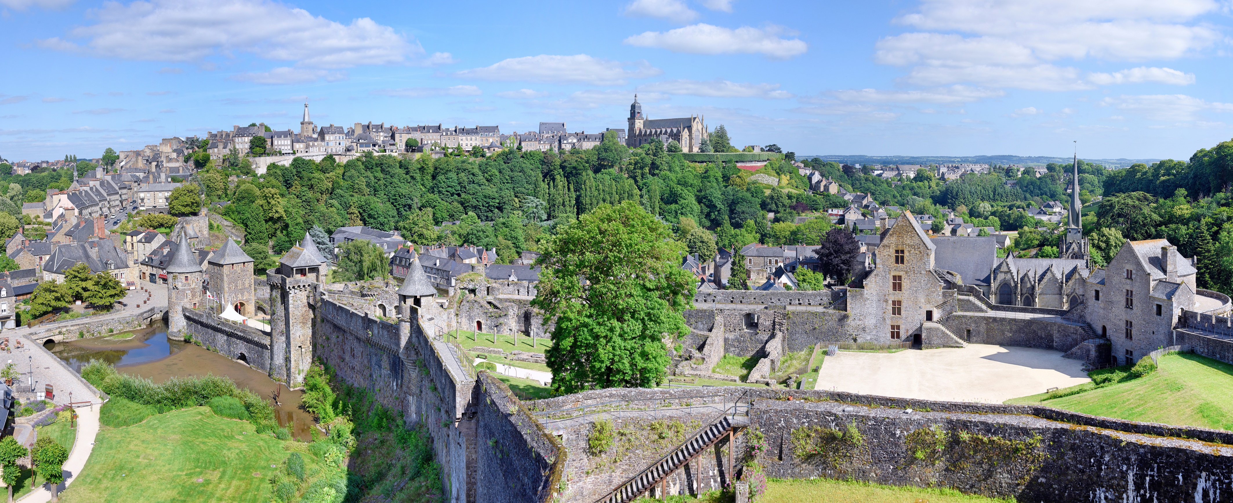 Fougeres