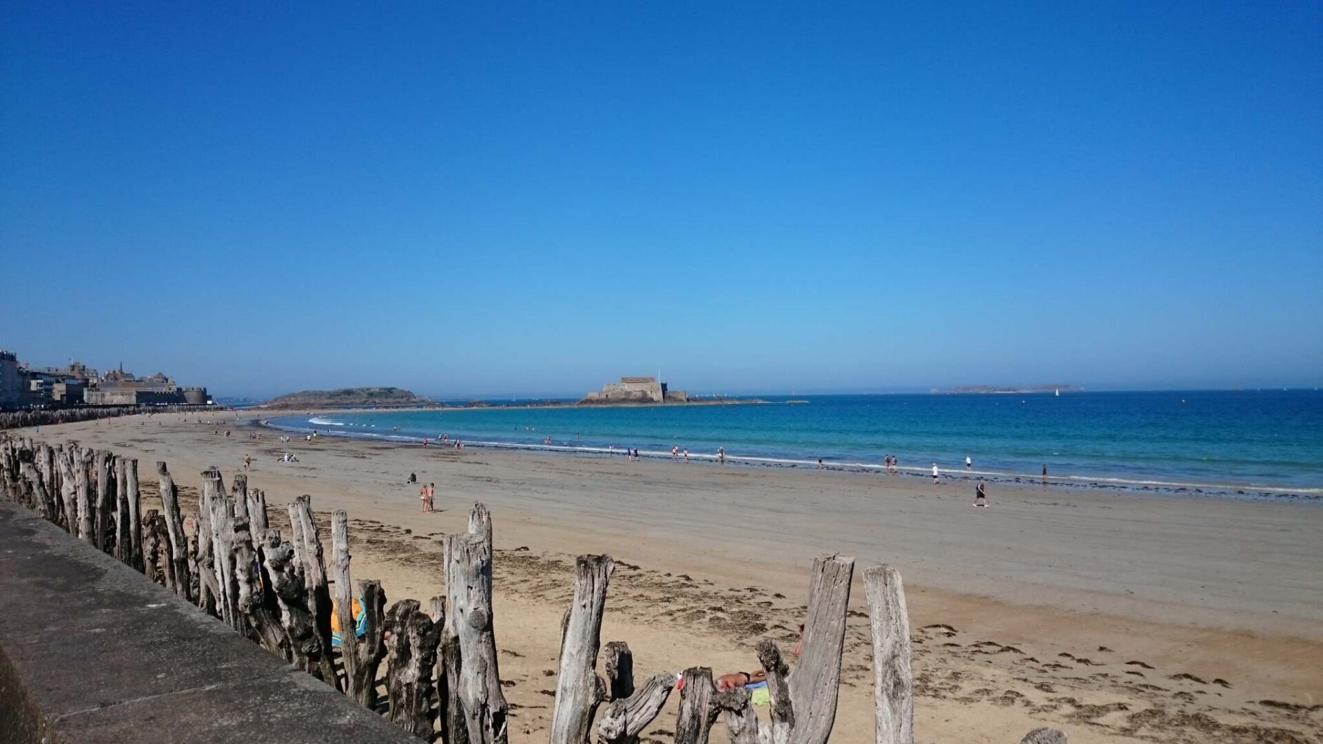 Ac3- buy apartment 
saint malo
 1748044673