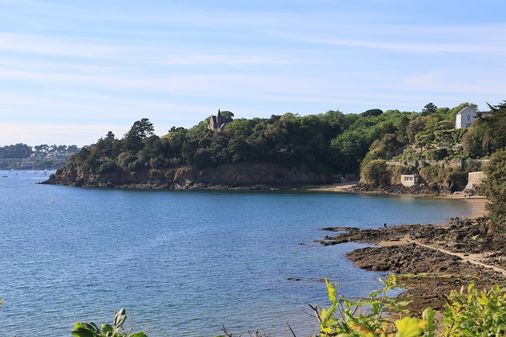 Ac3- buy new build program 
saint malo
 1752623260