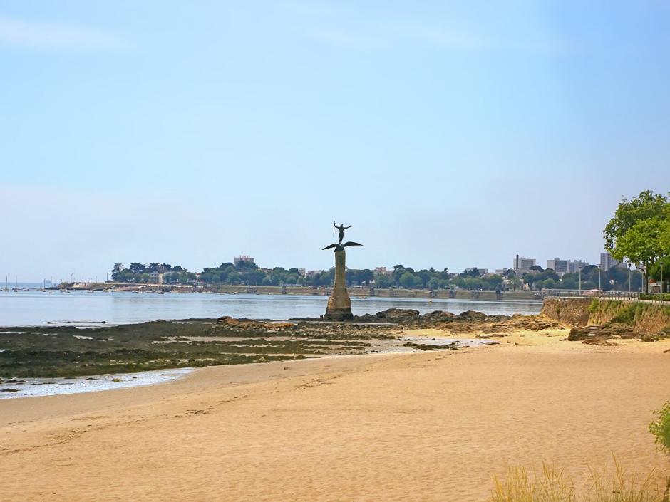 Ac3- buy new build program 
saint nazaire
 1772585342