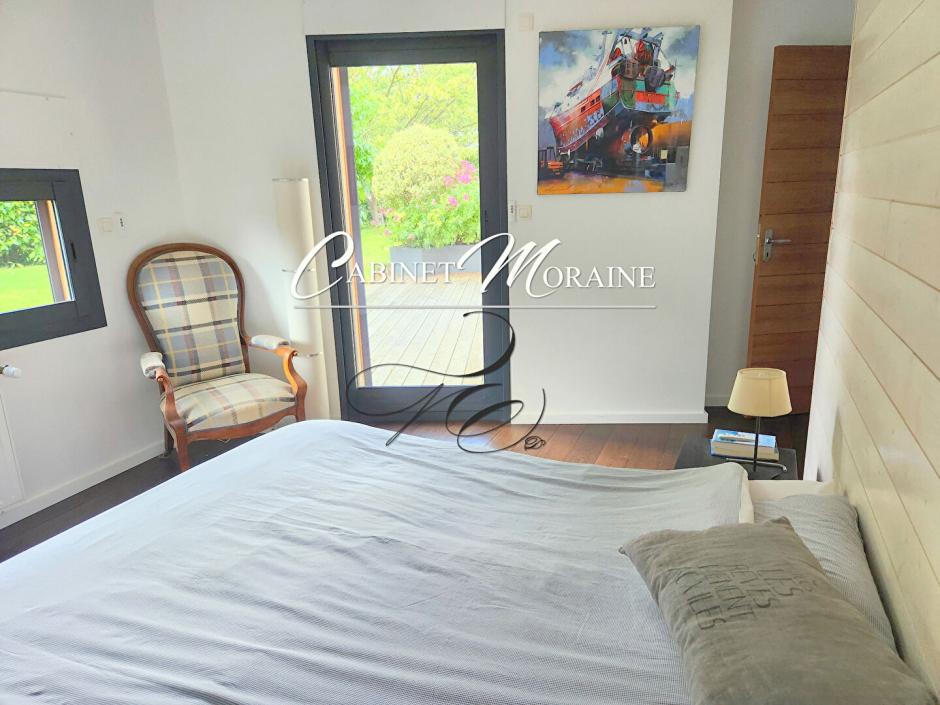 Ac3- buy prestigious house 
rennes
 1746575505