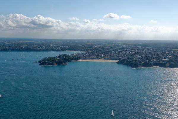 LA COTE D'EMERAUDE