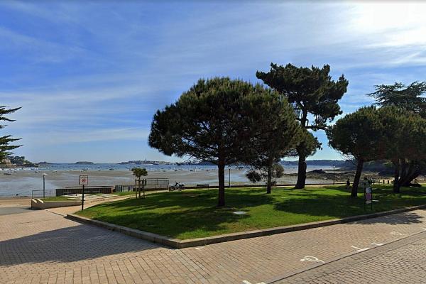 Dinard - plage du Prieuré - port Breton