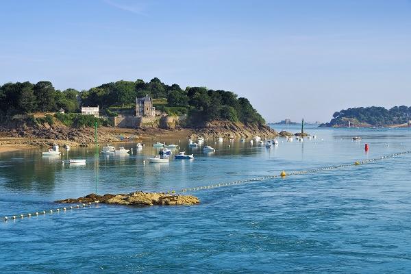 Vous voulez acheter un appartement vers Dinard ? Pourquoi pas à La Richardais ?